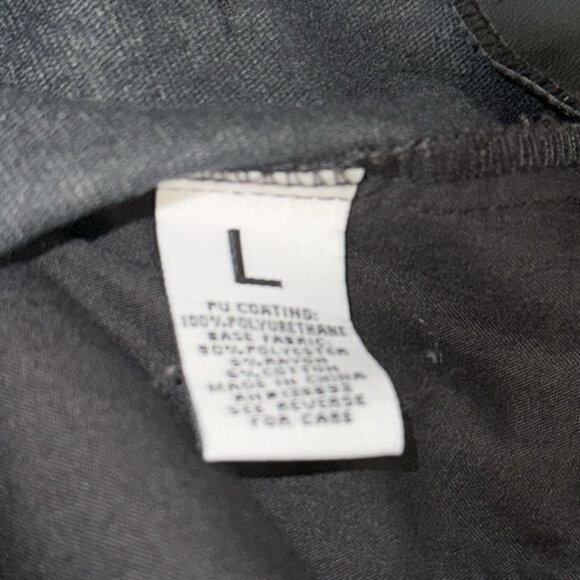 Madden NYC Womens Black Faux Leather Pleated High-Waisted Shorts Size L - Picture 4 of 9